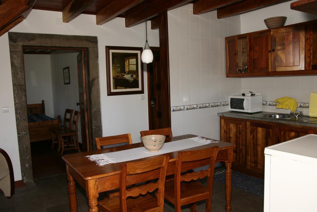 Villa Quinta Dos Figos "5 Trevos Gold" Praia da Vitória Zimmer foto